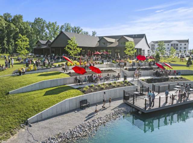 Live music at Vinland Reserve Winery