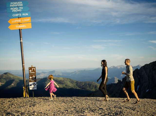 Family Hiking near Snowbird in Little Cottonwood Canyon