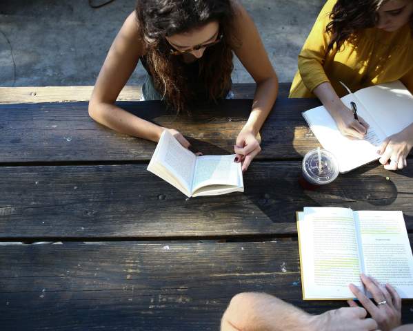Writing Your Life: A Generative Memoir Workshop with Author Suzanne Roberts