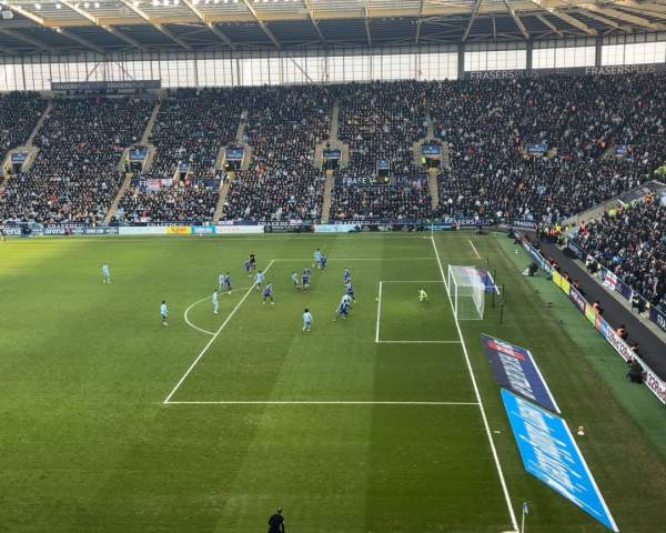 Experience FA Cup Fever: Watch Coventry City vs Manchester United Semi-Final in Style!