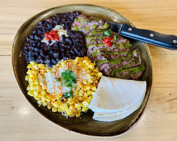 Pa Más Taqueria & Grill