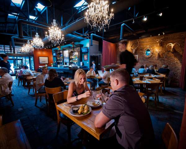 Couples enjoying the Twisted Fork on Omaha's culinary tour will experience a mouthwatering menu