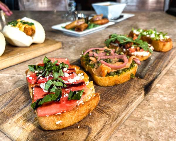 Nosh Restaurant and Lounge