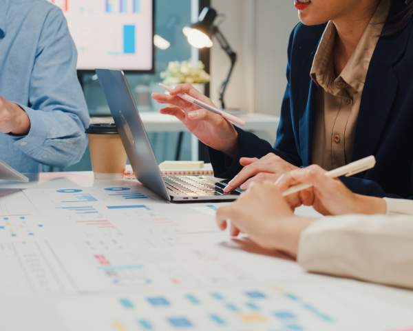 Crowd-pleasing CRM tactics: data-driven PR strategies for DMOs