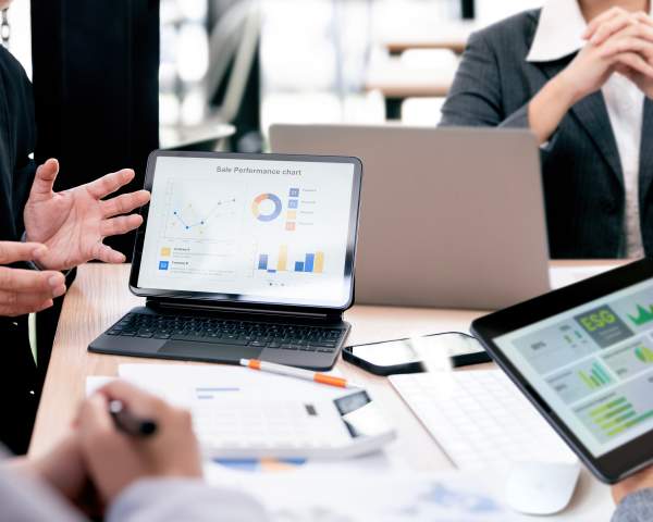 The Simpleview Sales Quarterly report: Download the 2026 Q1 edition