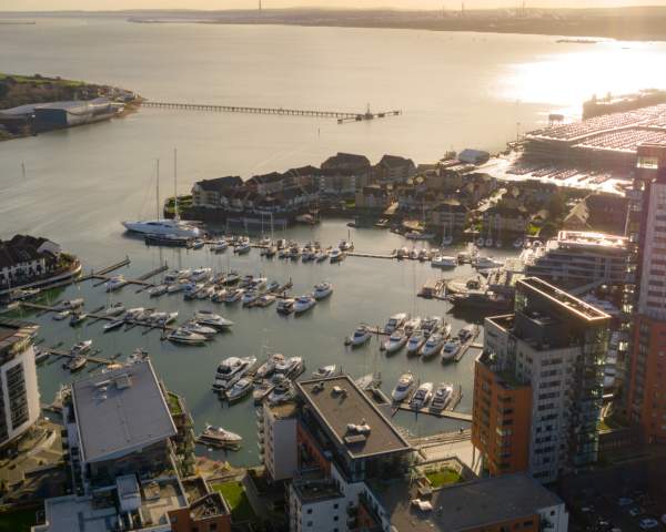 Entdecken Sie mehr – freuen Sie sich auf einen Tag in der internationalen Hafenstadt Southampton!