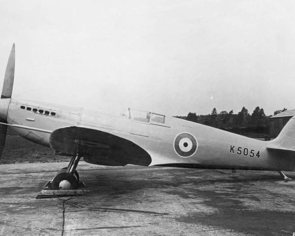 Southampton celebrates 90 years of the Spitfire