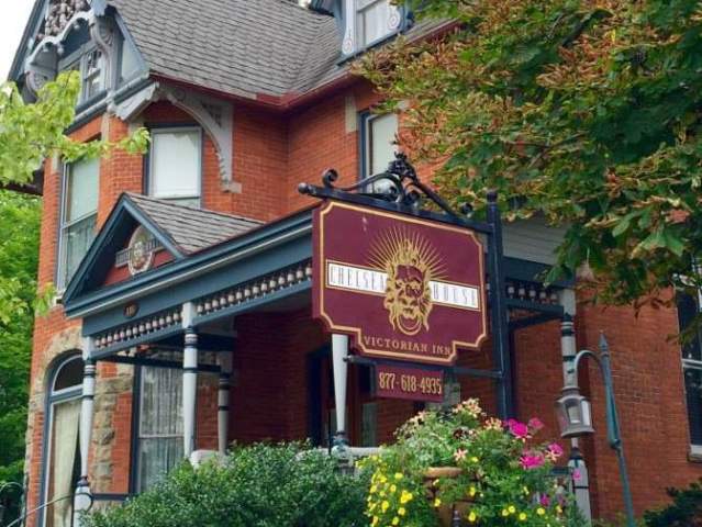 Chelsea House Victorian Inn