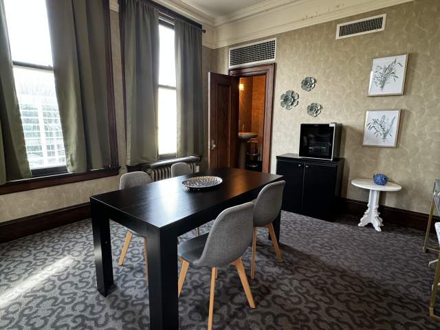 Parlor Suite 2