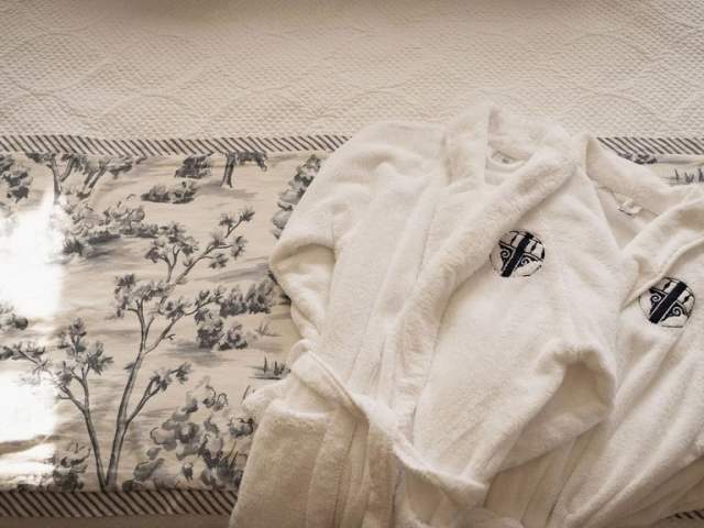 Amenities At Crenshaw Guest House