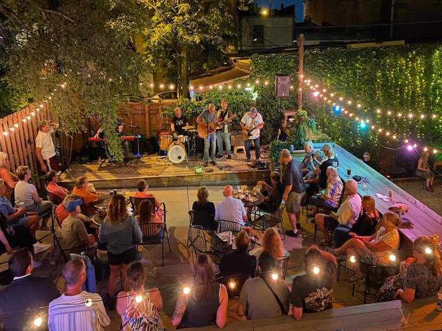 Sidecar Supper Club & Beer Garden - Outdoor Performance