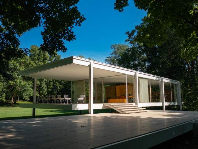 Edith Farnsworth House - Summer, Left Corner