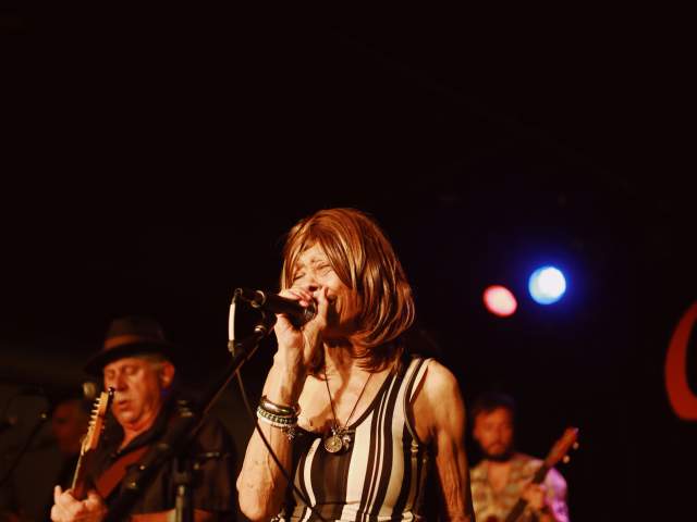 Miss Lavelle White singing at at Antones for Hot Luck Fest