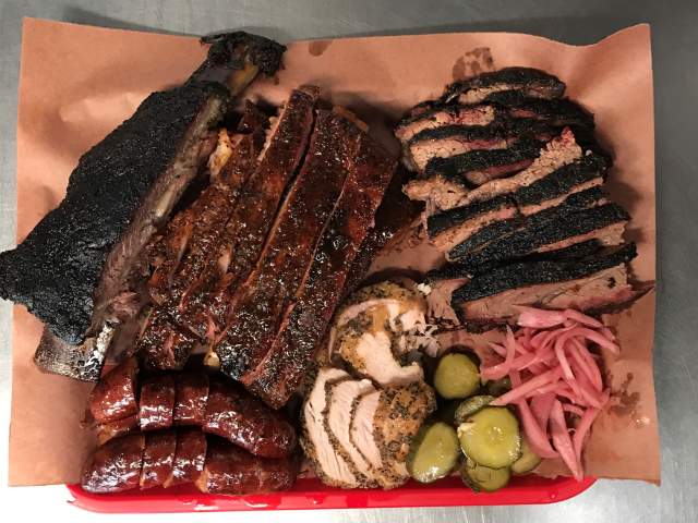 Meat platter from la Barbecue