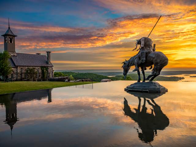 Branson Sunset Spots: Scenic Views, Evening Walks, and Golden-Hour Photo Ideas