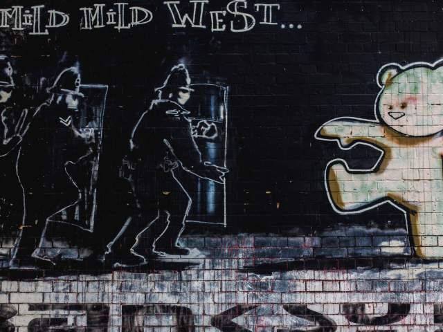 Banksy and other street art hotspots in Bristol