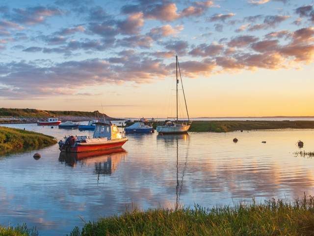 A view of the harbour in Clevedon, near Bristol at sunset - credit Dave Peters