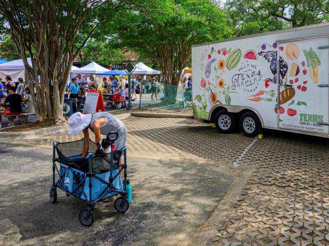 Events: 🥉 3rd Place: "Meet and Eat" by Khanh Le