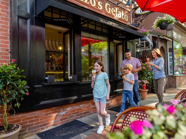 Family with Ice Cream