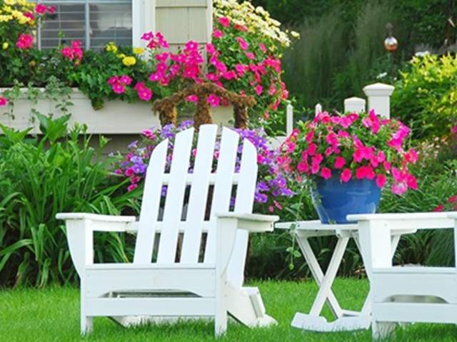 Two garden chairs on a lawn at Stauffer's of Kissel Hill