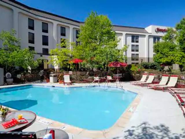 DTN - STL - Hampton Inn