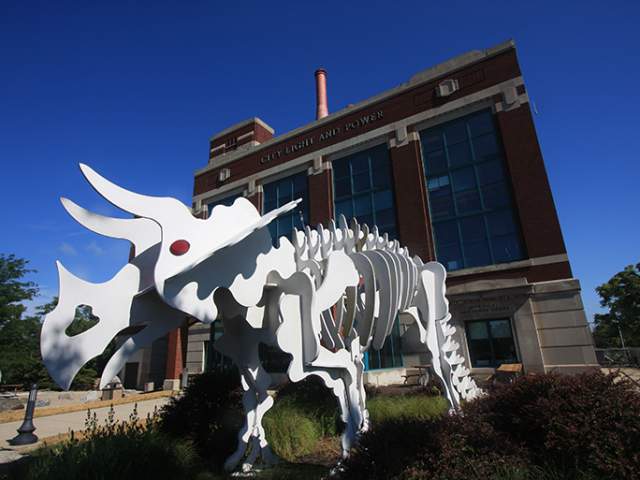 Dinosaur in front of Science Central