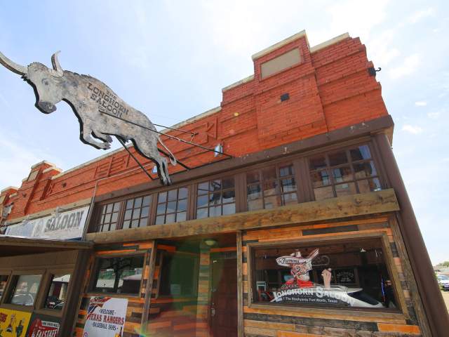 Top 10 Bars in the Fort Worth Stockyards