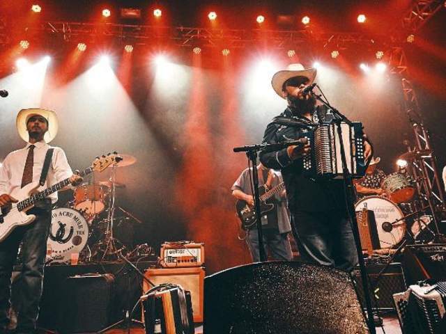 Squeezebox Bandits: The Sounds of Texas