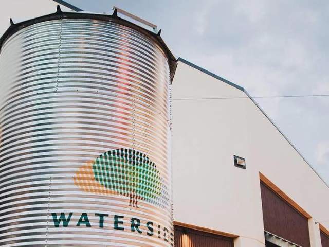 Neighborhood Guide: Waterside
