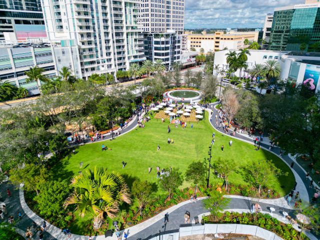 Huizenga Park