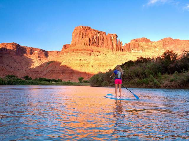 stand up paddling