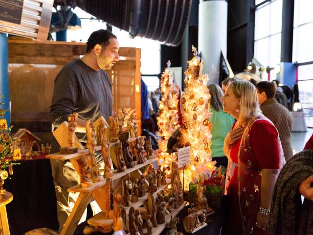 Huntsville’s Best Holiday Markets and Boutiques