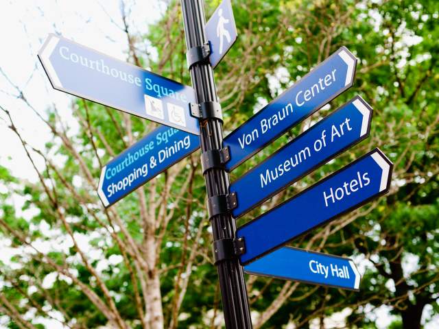 Huntsville wayfinding signs