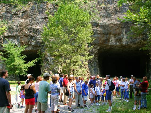 Three Caves Tour entrance