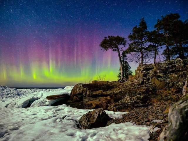Winter Aurora Pillars