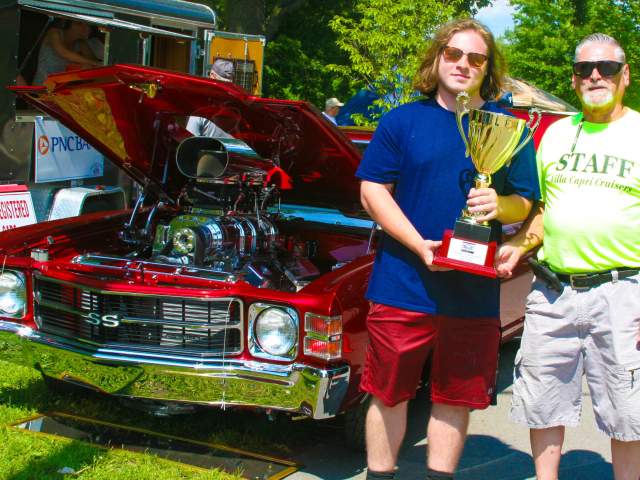 Villa Capri Cruisers' Father's Day Car Show