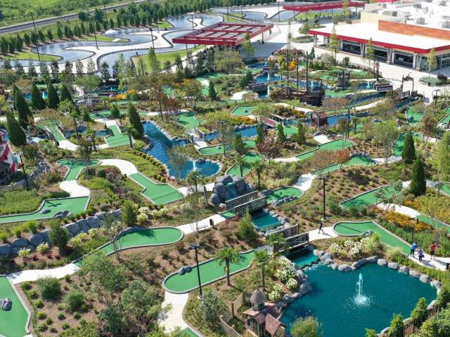 Frankie's Mini Golf