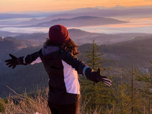 Spencer Butte Winter Sunrise Hike