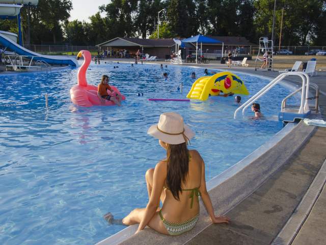 Sunset Pool