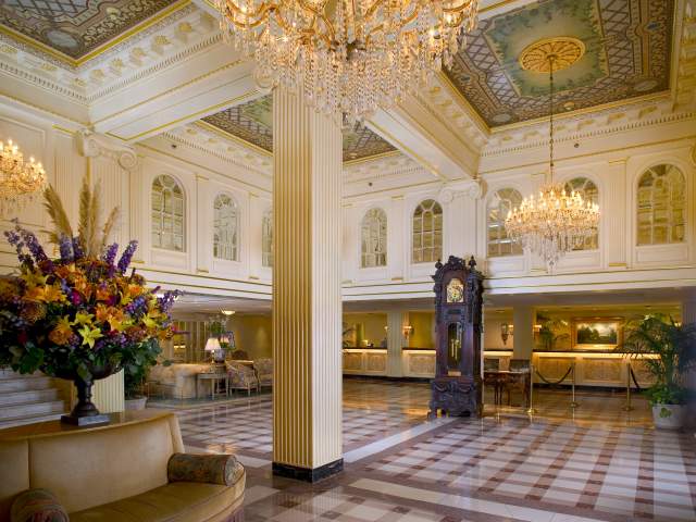 Hotel Monteleone Lobby