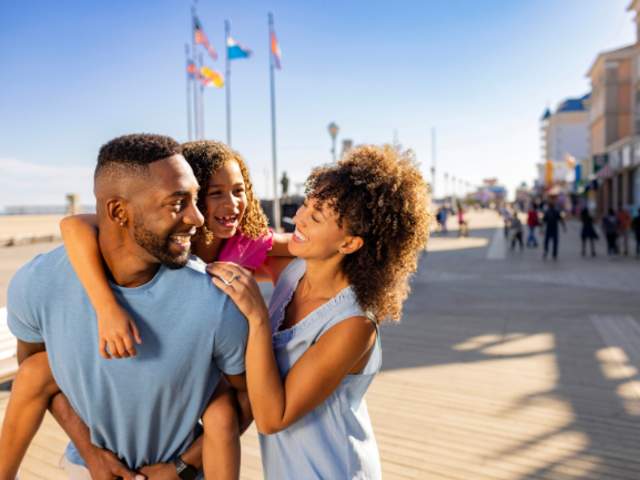 Family on Ocean City, MD boardwalk