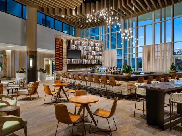 Sear & Sea lobby bar at JW Marriott Bonnet Creek