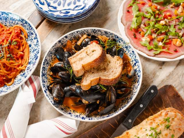 Mia's Italian Kitchen