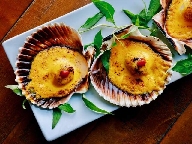 Sunrise Scallops appetizer at Z Asian - Vietnamese Kitchen