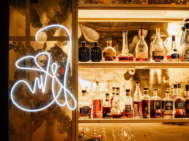 201461-Still Lounge by Dre and Snoop