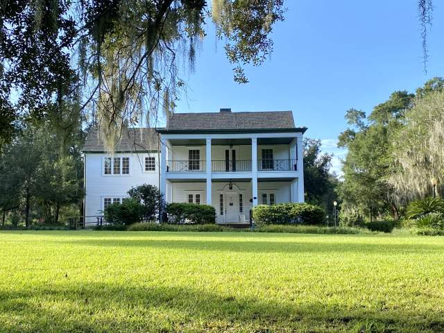 Exterior of house at Leu Gardens
