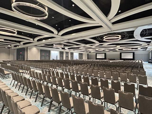 Theater setup in ballroom with screens at Orlando World Center Marriott