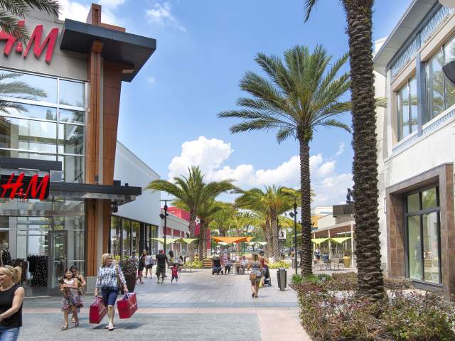 The Florida Mall promenade
