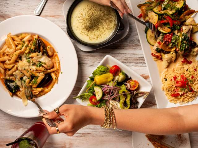 201621 - Acropolis Greek Taverna