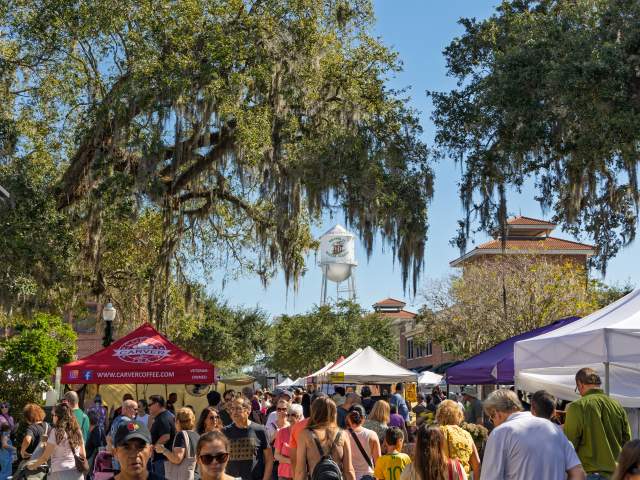 Farmer's Market in downtown Winter Garden